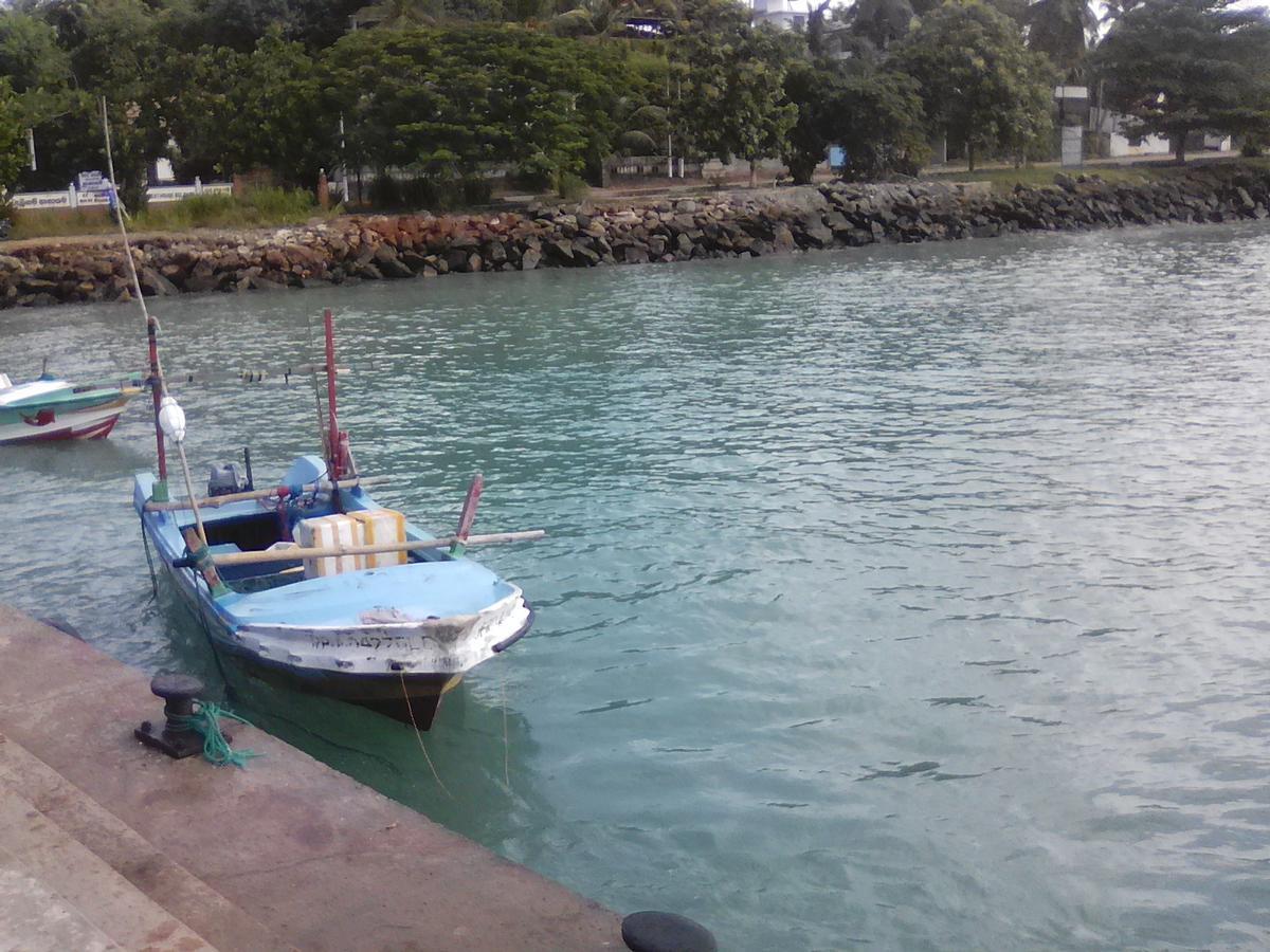 Shantha Surf Villa Weligama Buitenkant foto