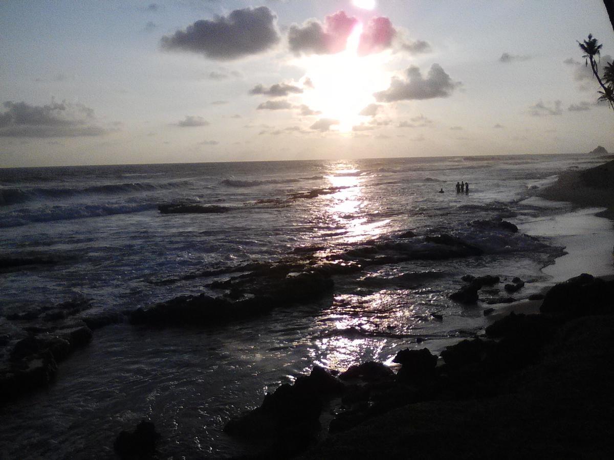 Shantha Surf Villa Weligama Buitenkant foto