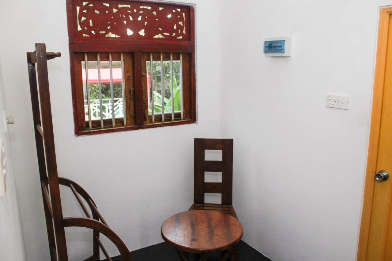 Shantha Surf Villa Weligama Buitenkant foto